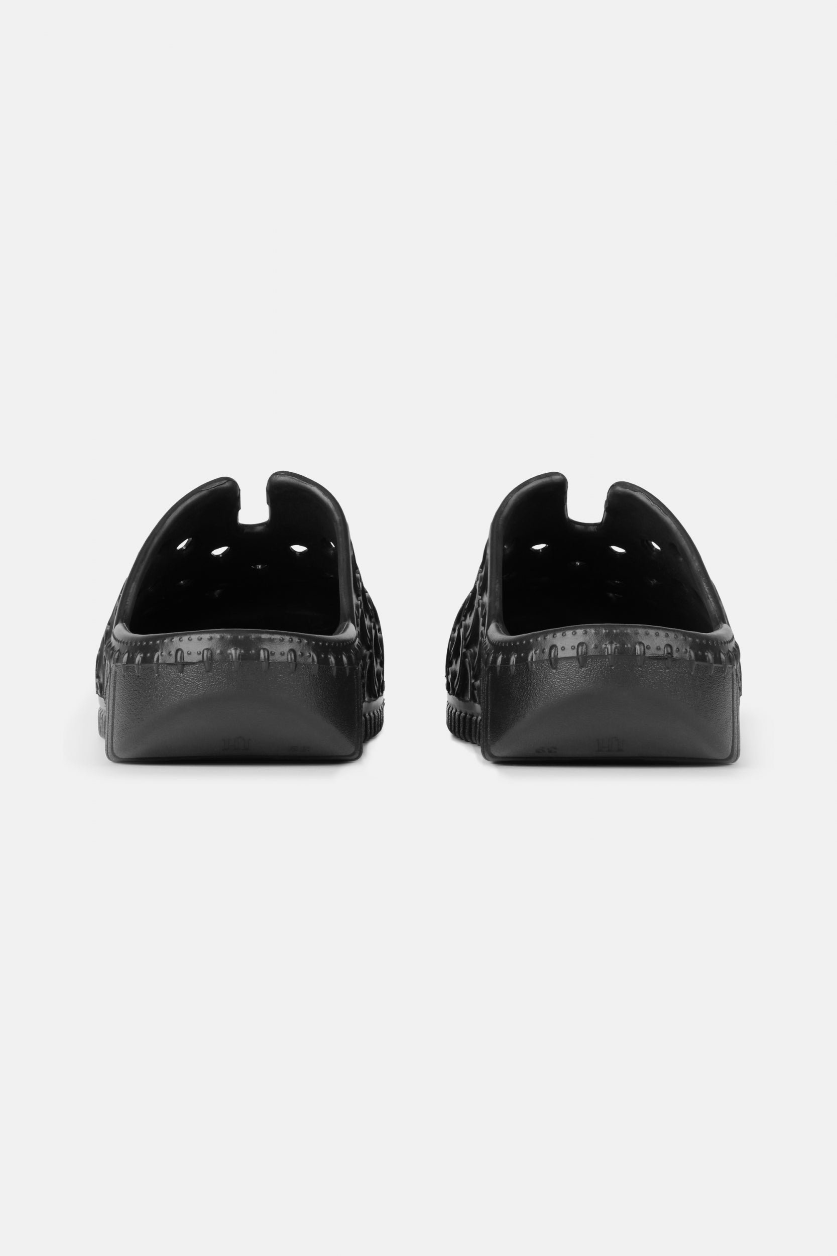 Slip-on Klomp BIRCH01 - 001 Black | Black | Shoes | Ilse Jacobsen