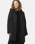 Regenjas RAIN200 - Black 001 | Black | Raincoat | Ilse Jacobsen