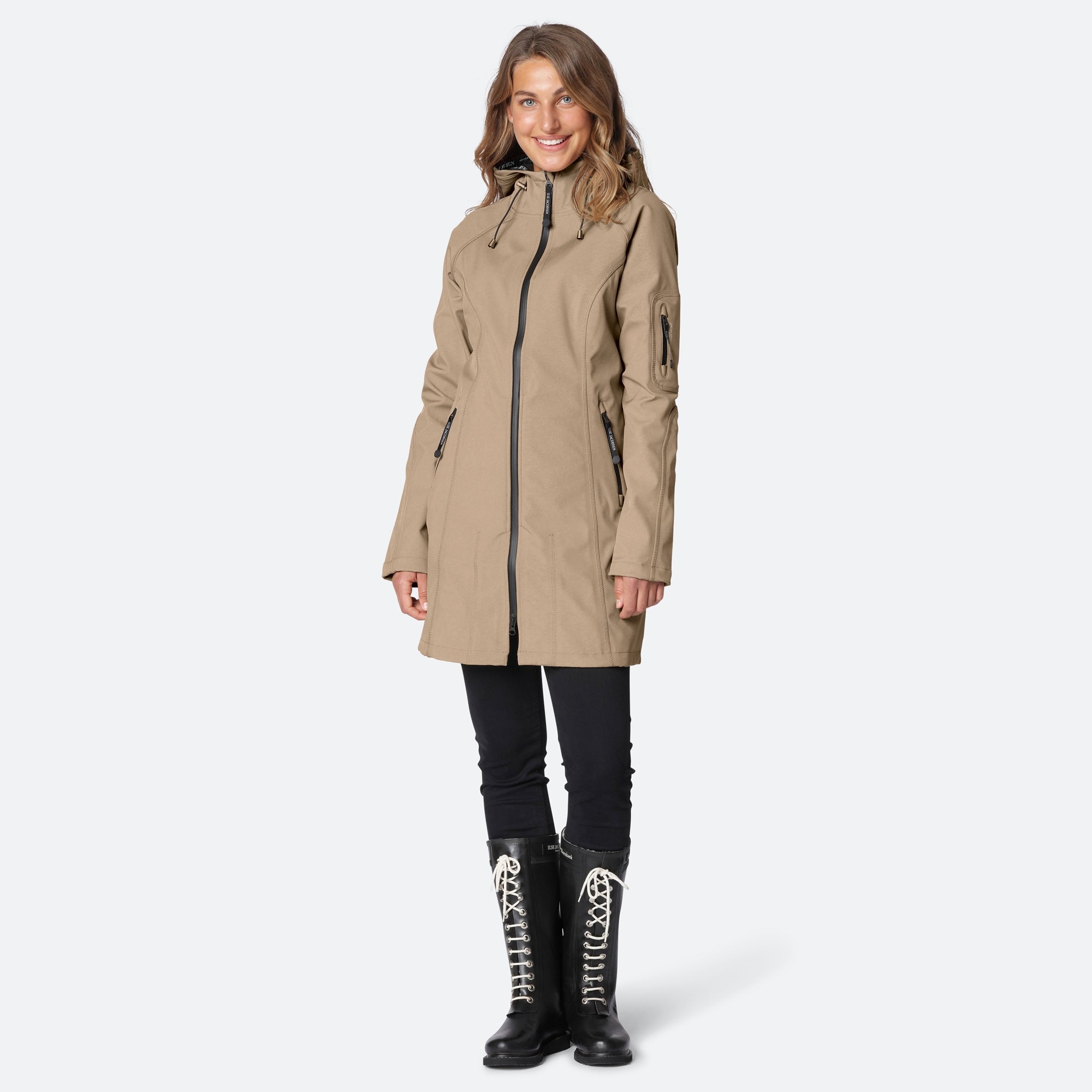 Softshell regenjas RAIN37 - 210 Camel | Camel | Raincoat | Ilse Jacobsen