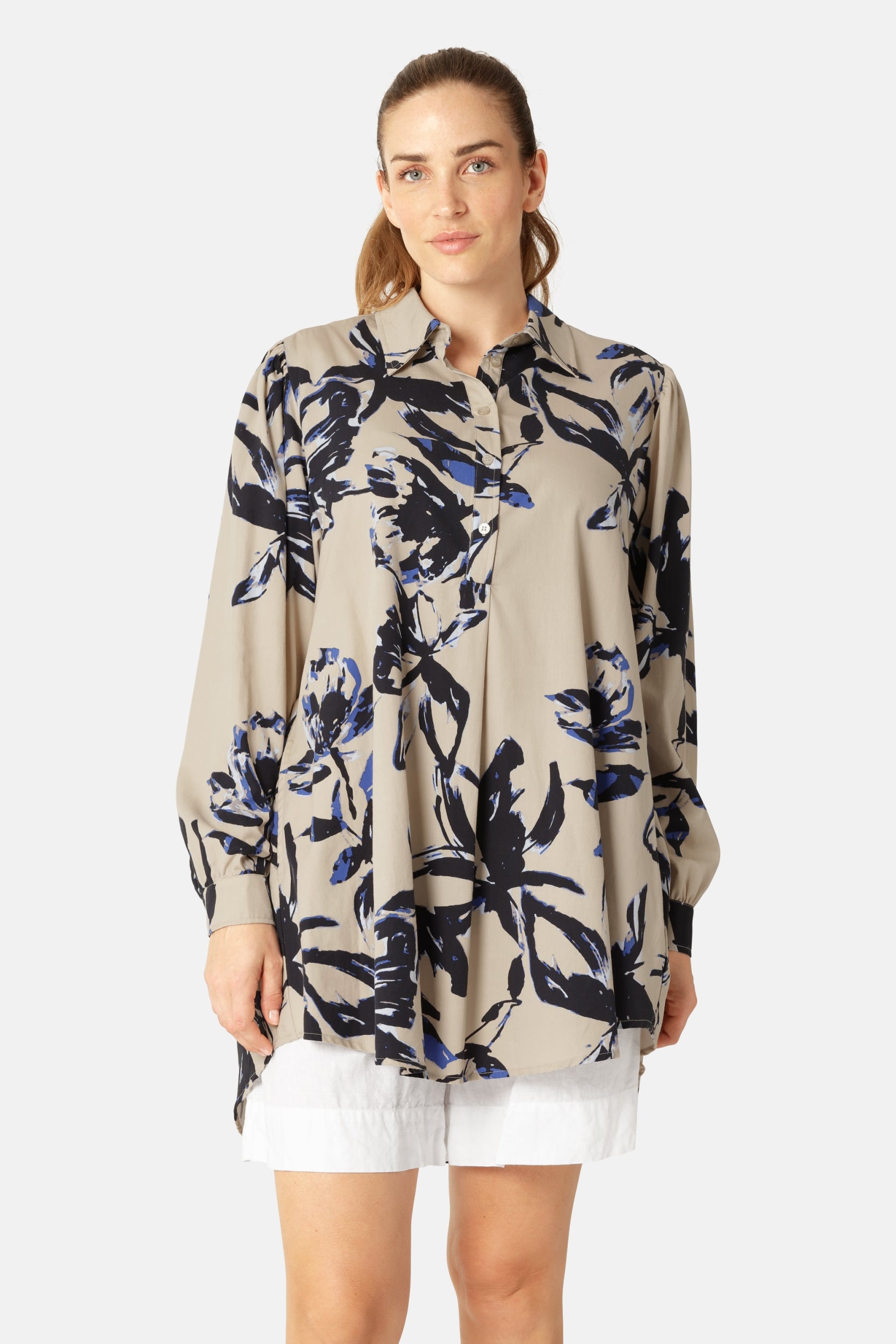 Lange Mouwen Tuniekjurk TENCELLA06P - 116 Sand Artsy Stroke Flower | Sand Artsy Stroke Flower | Shirt | Ilse Jacobsen